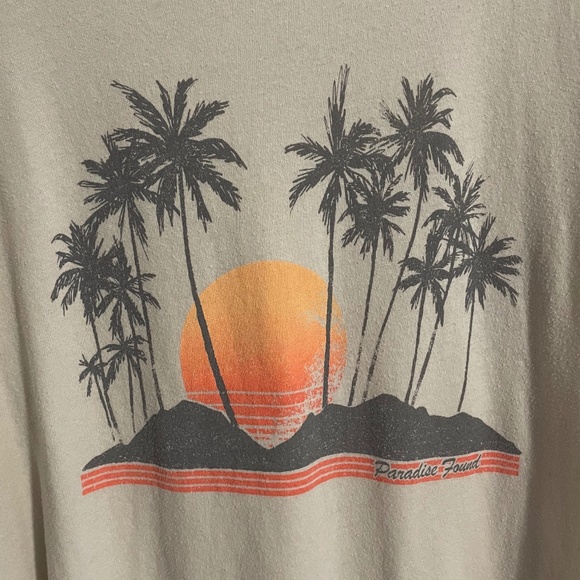 5 for $20: Old Navy sunset graphic tee - Picture 2 of 7